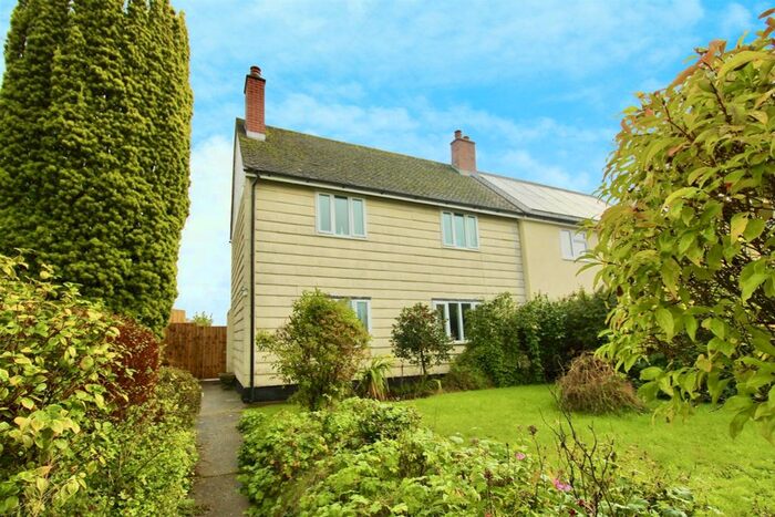 3 Bedroom Semi-Detached House For Sale In Castle Green, St. George's-Super-Ely, Cardiff, CF5