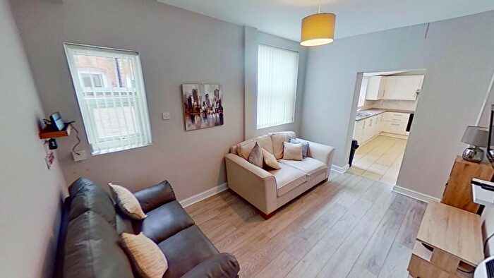 5 Bedroom Terraced House To Rent In Whipcord Lane, Chester, Cheshire, CH1