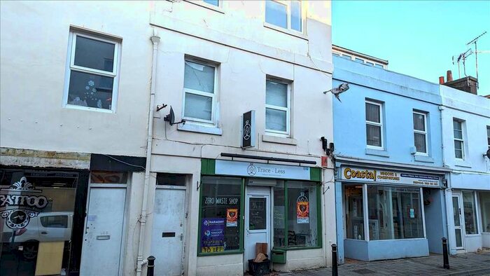 3 Bedroom Flat To Rent In Union Street, Torquay, TQ1