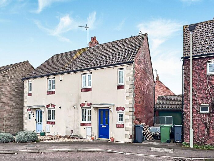 2 Bedroom Semi Detached House For Sale In Darleydale Close, Hardwicke, Gloucester, GL2