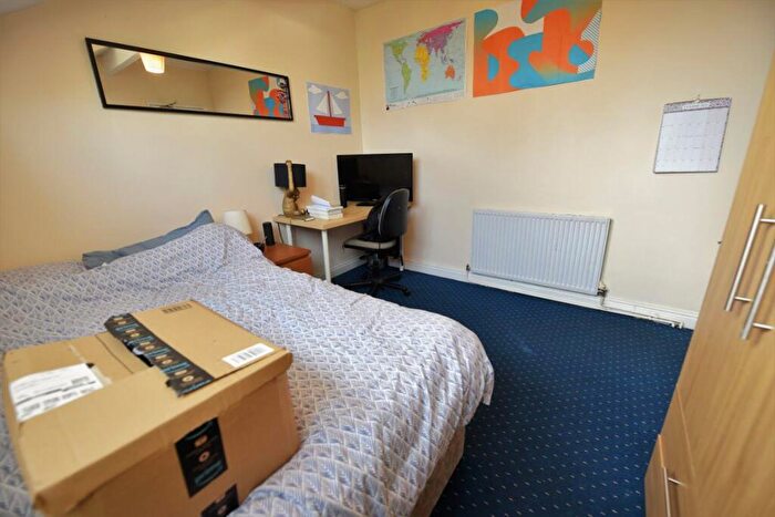 7 Bedroom House To Rent In Richmond Mount, LS6