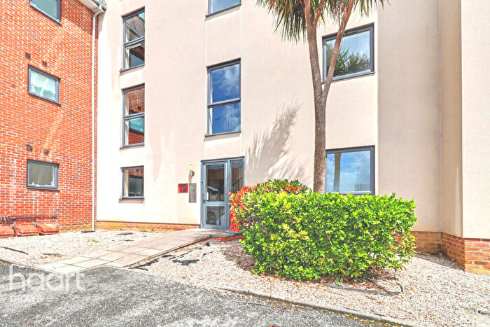 1 Bedroom Flat To Rent In The Chase, Grays, RM20