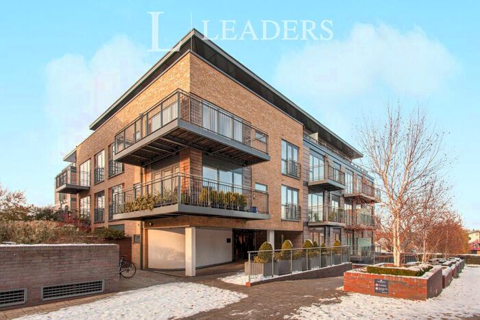 2 Bedroom Flat To Rent In Kingsley Walk, CB5