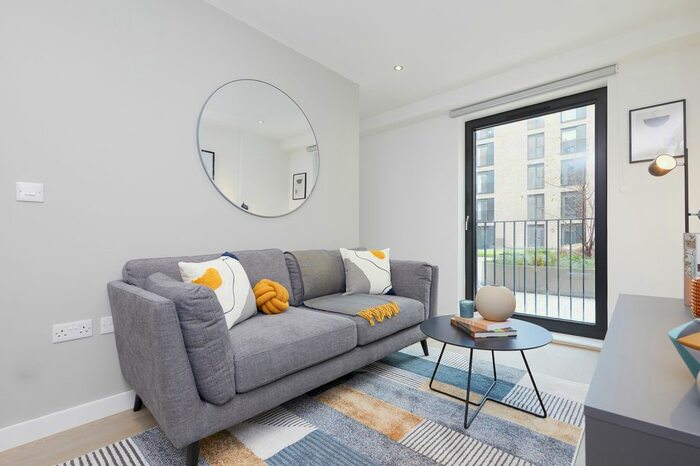 1 Bedroom Studio To Rent In All Saints Road, Leicester, LE3