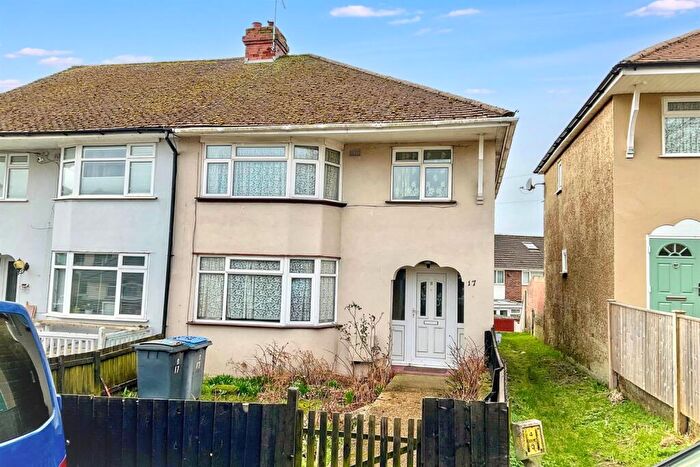 3 Bedroom End Of Terrace House For Sale In Old Park Hill, Dover, Kent, CT16