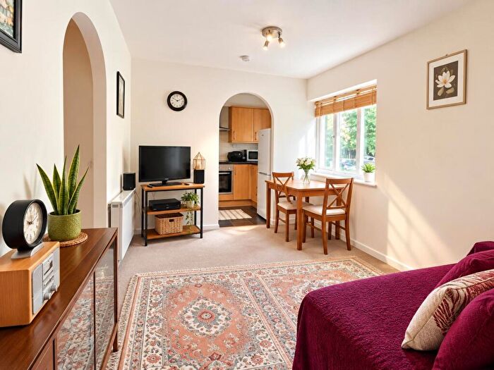 1 Bedroom Terraced House For Sale In Boxford Ridge, Bracknell, Berkshire, RG12