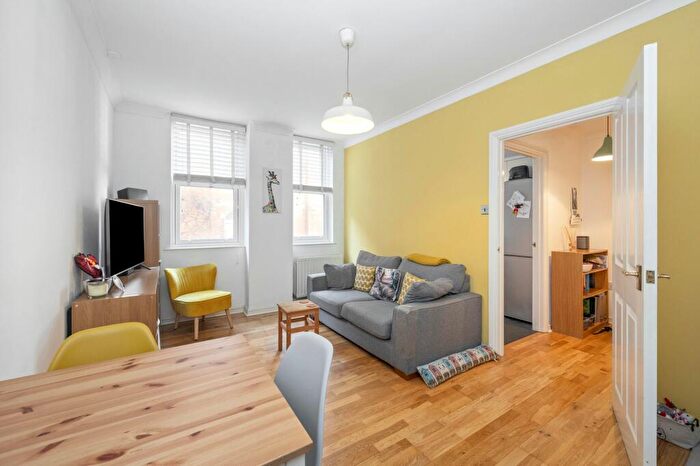 1 Bedroom Flat For Sale In Byron Street, Tennyson Court Byron Street, BN3