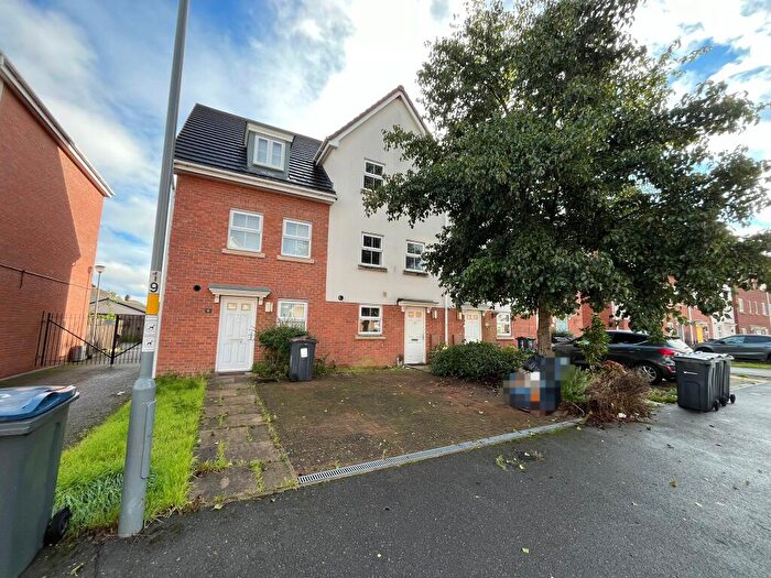 4 Bedroom House To Rent In Shustoke Road, Birmingham, B34