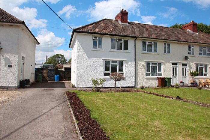 3 Bedroom End Of Terrace House For Sale In Bath Road, Oakhill, BA3