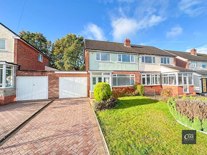 3 Bedroom Semi-Detached House For Sale In Forest Close, Streetly, Sutton Coldfield, B74