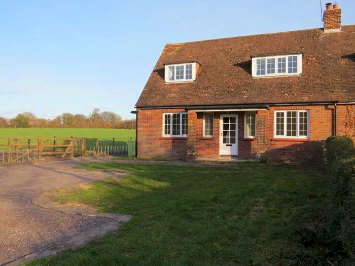 3 Bedroom Cottage To Rent In Empshott, Nr Selborne / Petersfield, Hampshire, GU33