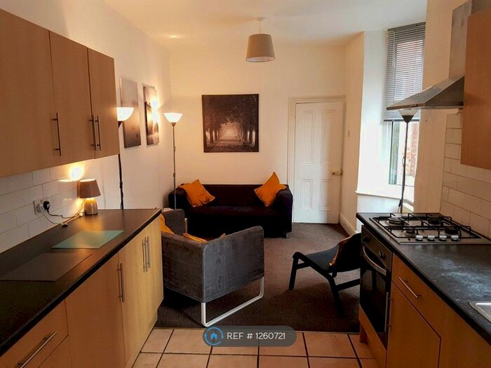 5 Bedroom Terraced House To Rent In Manners Road, Southsea PO4