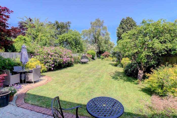 5 Bedroom Semi-Detached House For Sale In Ashley Drive, Penn, High Wycombe, HP10