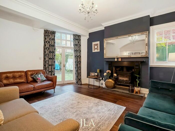 5 Bedroom Semi-Detached House To Rent In St. Johns Road, Leicester, LE2