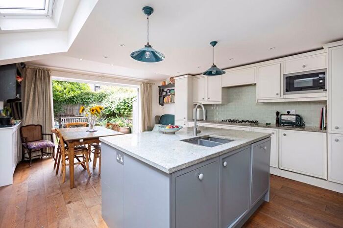 5 Bedroom Terraced House To Rent In Starfield Road, London, W12
