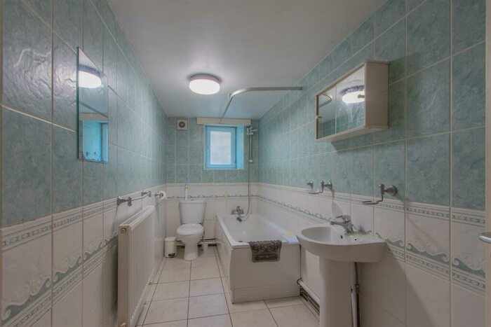 1 Bedroom Private Hall To Rent In Newport Road, Roath, CF24