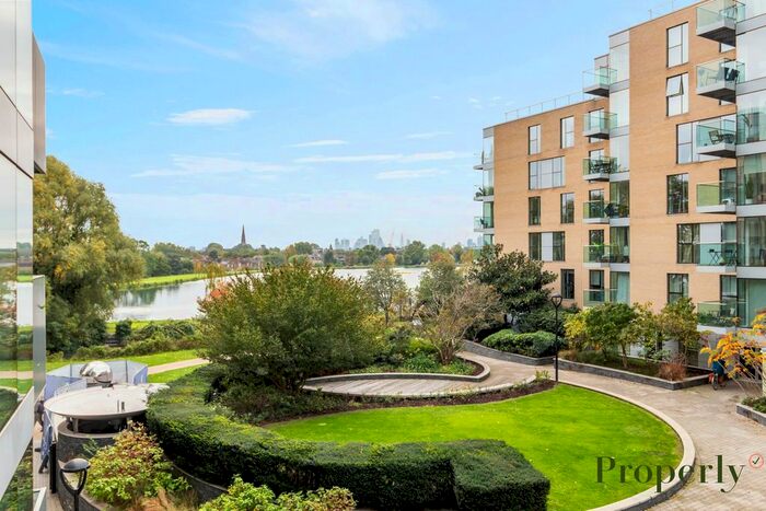 1 Bedroom Flat To Rent In Riverside Apartments, Woodberry Down, N4