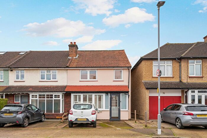 3 Bedroom End Of Terrace House For Sale In Tankerton Road, Surbiton, KT6