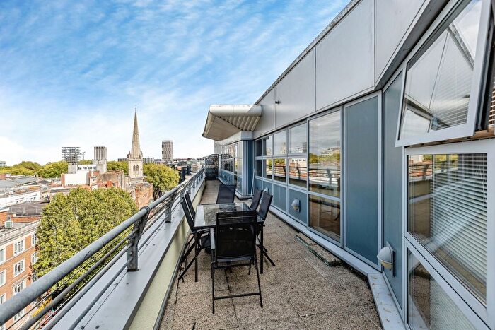 2 Bedroom Flat For Sale In Baldwin Street, Bristol, BS1
