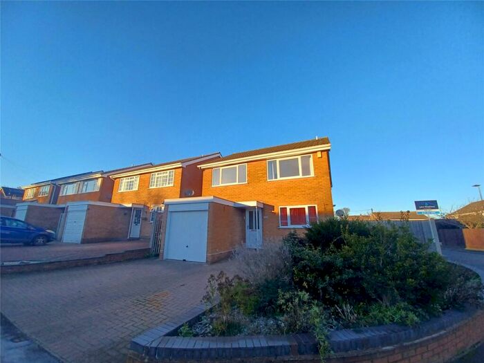 4 Bedroom Detached House To Rent In Myring Drive, Sutton Coldfield, West Midlands, B75