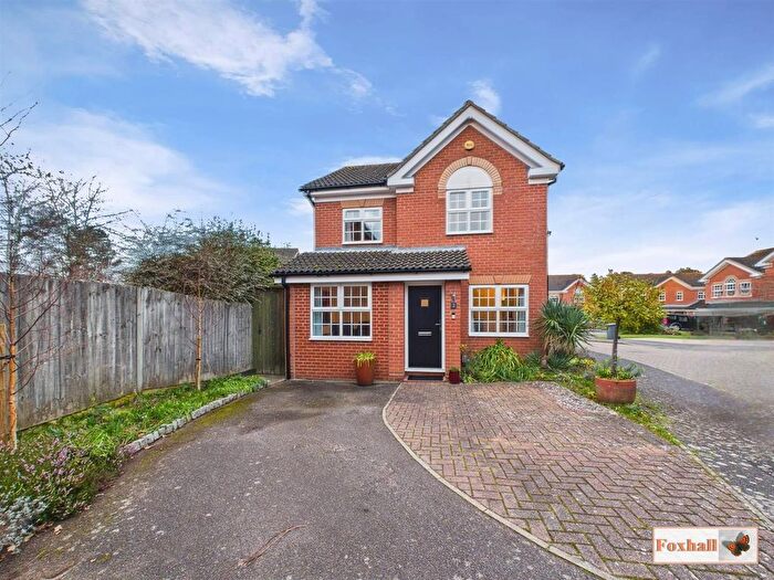 3 Bedroom Detached House For Sale In Acacia Close, Purdis Farm, Ipswich, IP3