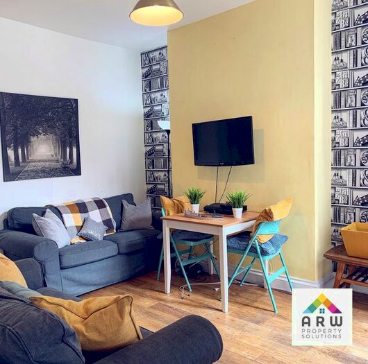 4 Bedroom Terraced House To Rent In Halsbury Road, Liverpool, Merseyside, L6