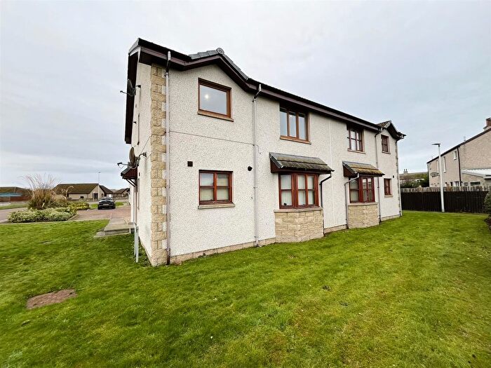 2 Bedroom Flat For Sale In Ewing Gardens, Lossiemouth, IV31
