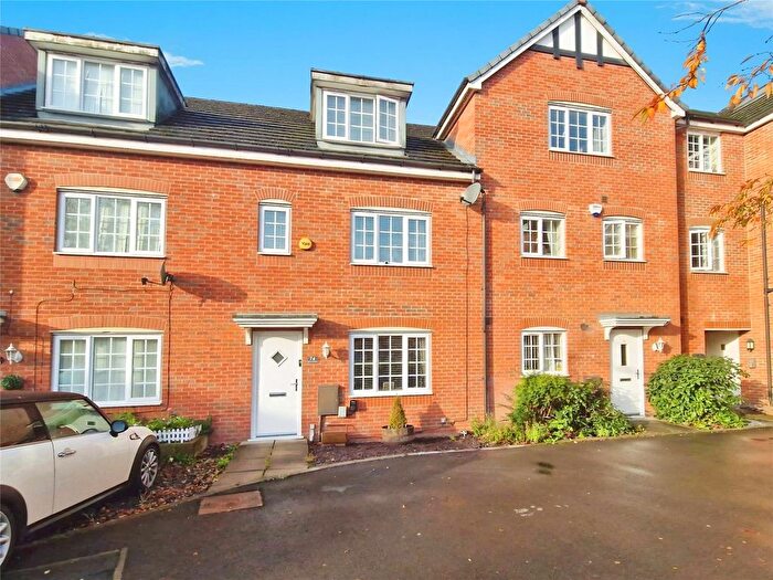 4 Bedroom Terraced House For Sale In Reed Close, Farnworth, Bolton, Greater Manchester, BL4