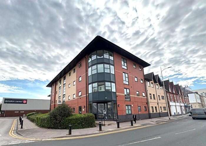 2 Bedroom Apartment To Rent In Reed Street, Hull, HU2