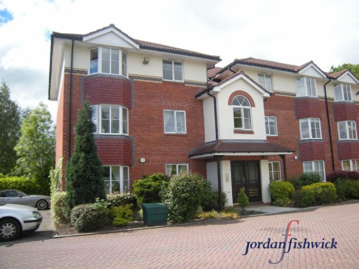 2 Bedroom Apartment To Rent In Chamberlain Drive, Wilmslow, Cheshire, SK9