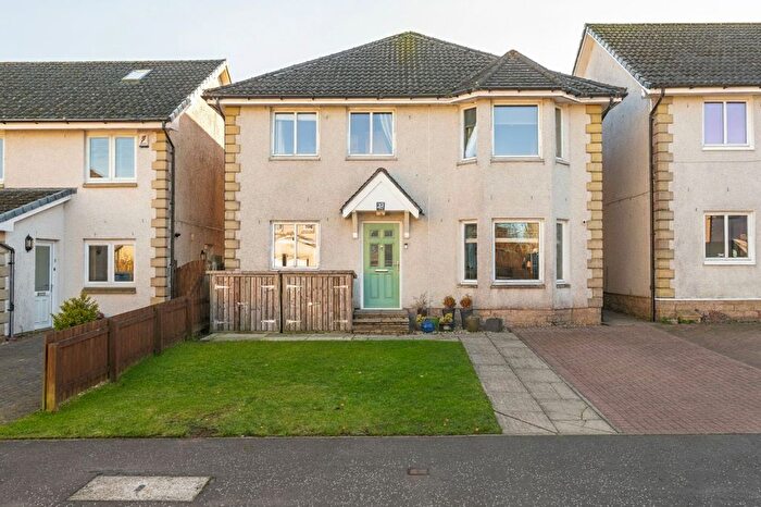 4 Bedroom Detached House For Sale In Ross Court, Addiewell, EH55