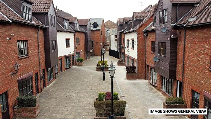 1 Bedroom Flat To Rent In Church Mews, Wisbech, PE13