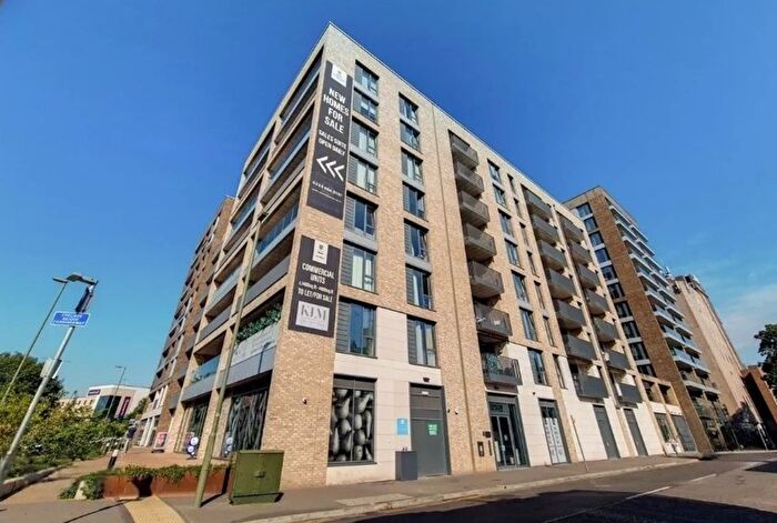 2 Bedroom Flat To Rent In Fairfield Avenue, Staines-Upon-Thames, TW18