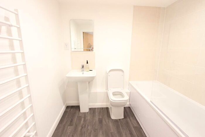 1 Bedroom Flat To Rent In St Radigunds Road, Dover, CT17