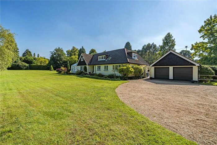 5 Bedroom Detached House For Sale In Hale House Lane, Churt, Farnham, Surrey, GU10