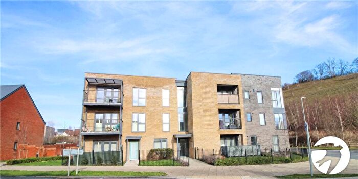 2 Bedroom Flat To Rent In Castle Hill Drive, Castle Hill, Ebbsfleet Valley, Swanscombe, DA10
