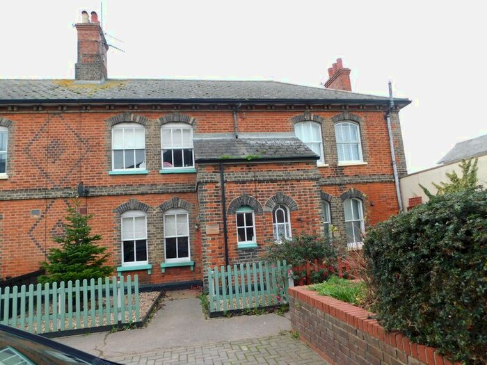 3 Bedroom Terraced House To Rent In Angelgate, Harwich, CO12