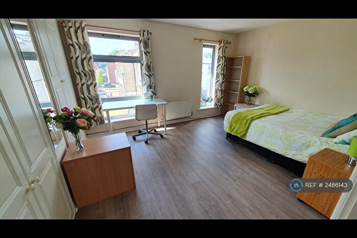 4 Bedroom Terraced House To Rent In Nazareth Road, Nottingham, NG7