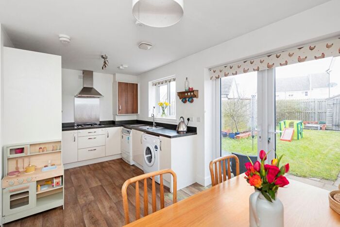 3 Bedroom Terraced House For Sale In Fairlie Grove, Rosewell, EH24