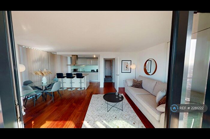 2 Bedroom Flat To Rent In Beetham Tower, Manchester, M3