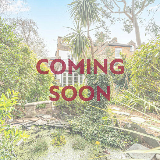 4 Bedroom Terraced House To Rent In Priory Gardens, Highgate, London, N6