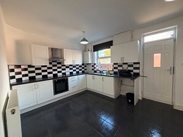 3 Bedroom Terraced House To Rent In Ingsfield Lane, Barnsley, S63