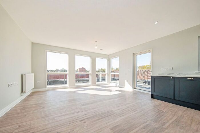 1 Bedroom Flat For Sale In Corks Lane, Hadleigh, Ipswich, IP7