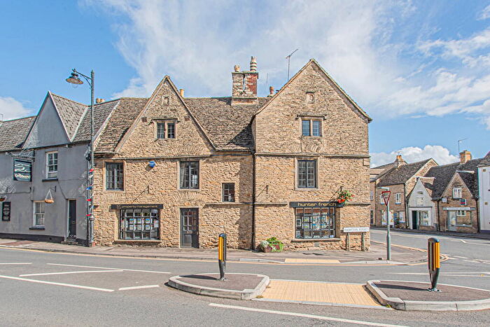 3 Bedroom Maisonette For Sale In Tetbury Town Centre, GL8