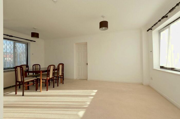 1 Bedroom Flat To Rent In Robina Close, Northwood Hills, Northwood, HA6