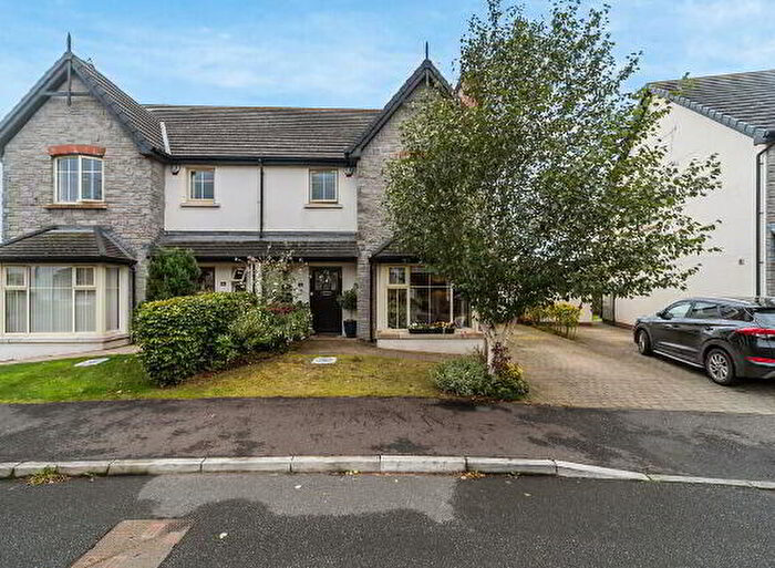 4 Bedroom Semi-Detached House For Sale In Bracken Hill Close, Belfast, BT8
