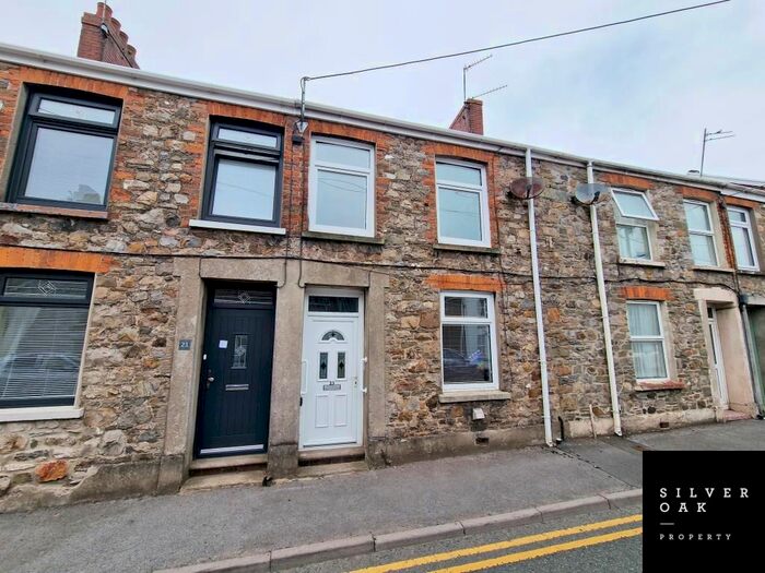 3 Bedroom Terraced House To Rent In Water Street, Kidwelly, SA17