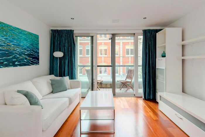 1 Bedroom Flat To Rent In Wells Street, Fitzrovia, W1T