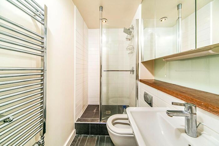 2 Bedroom Apartment To Rent In Chatham Place, Reading, RG1