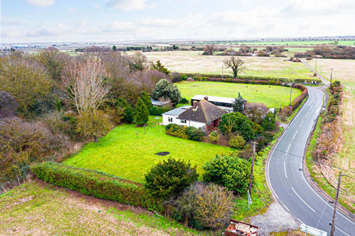 3 Bedroom Detached Bungalow For Sale In Creeksea Ferry Road, Rochford, SS4
